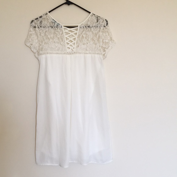 White Lace-top Dress - Picture 5 of 9